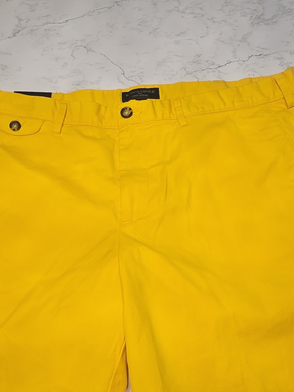 Banana Republic Men’s Bright Yellow Flat-Front Chino Shorts